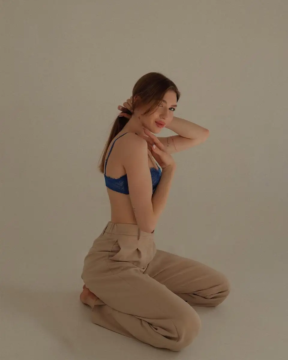 Alice escort in Dubai