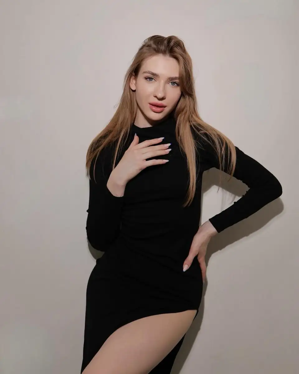 Alice escort in Dubai