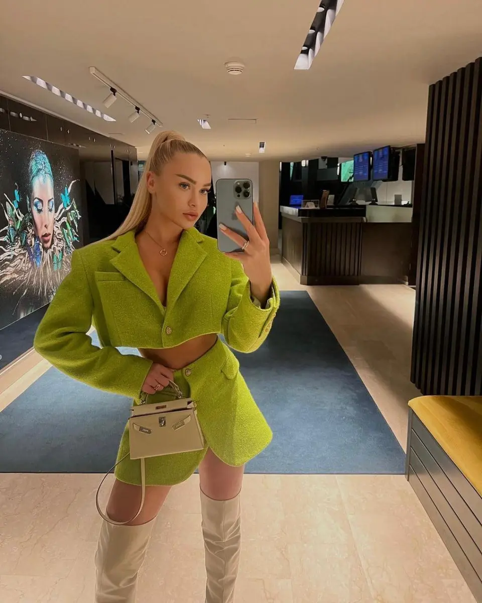 Eden escort in Dubai