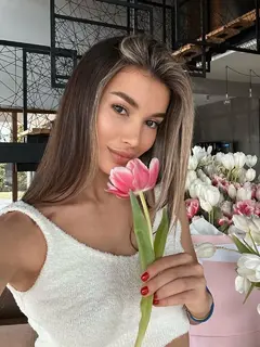Katie escort in Dubai
