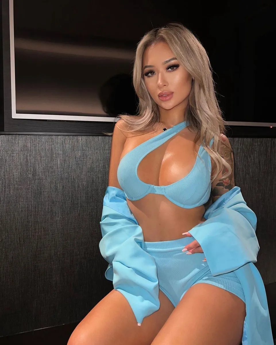 Louise escort in Dubai