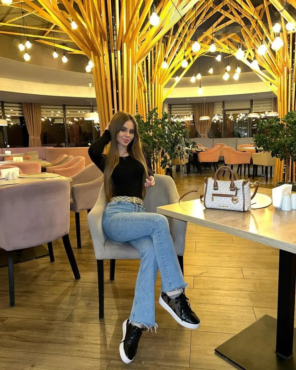 Melody escort in Dubai