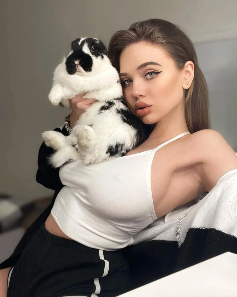 Millie escort in Dubai