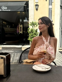Sophia escort in Dubai