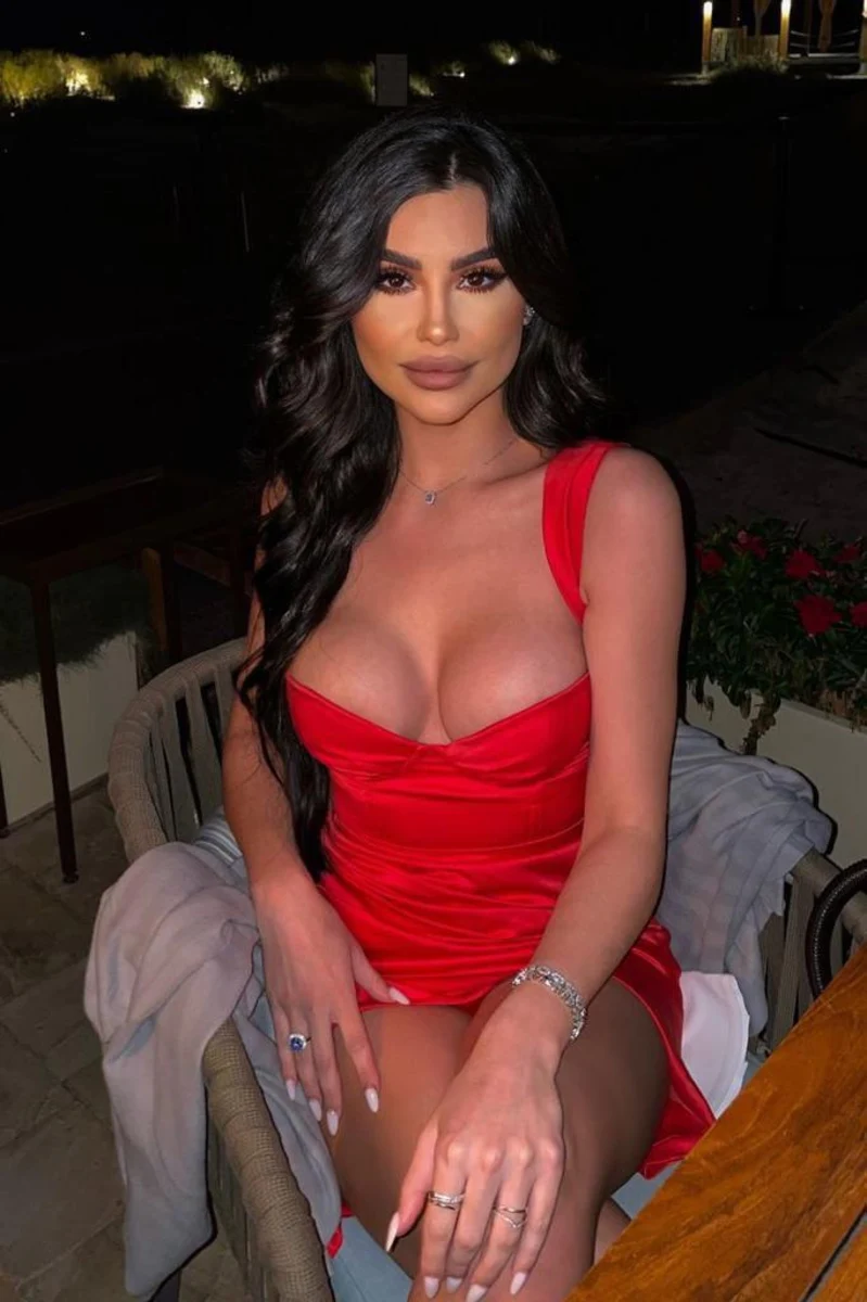 Vivienne escort in Dubai