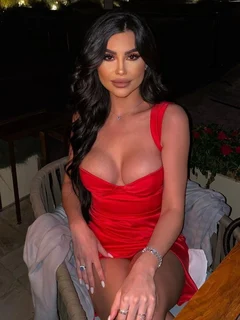 Vivienne escort in Dubai